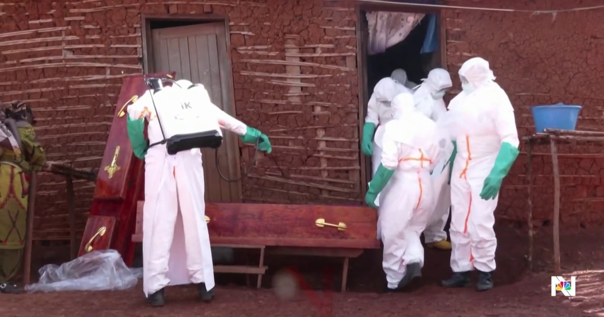 White House vows to keep Ebola out of U.S.