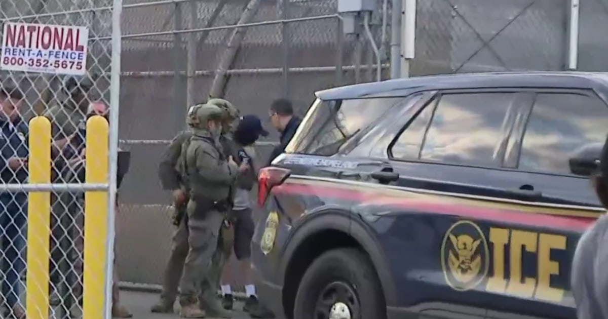 Protesters in New Jersey face off with ICE agents outside of detention center