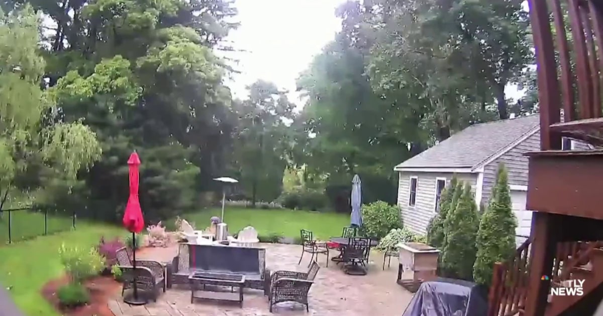 Mysterious loud boom rattles New England region