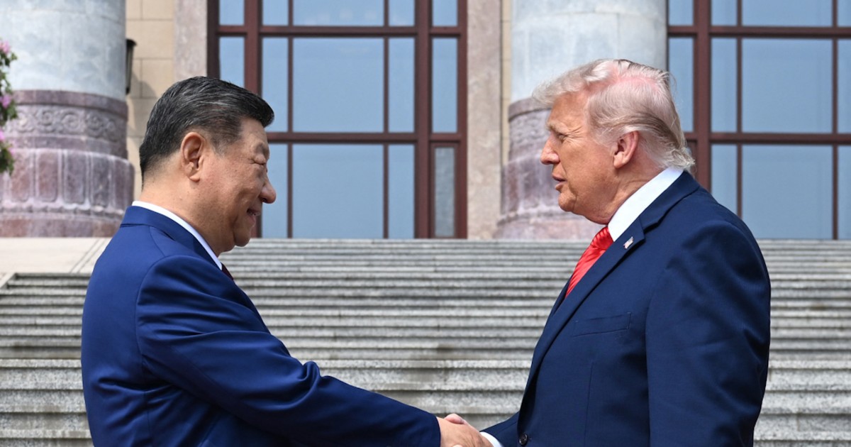 Trump And Xi Meet At The Great Hall Of The People - Beritaja