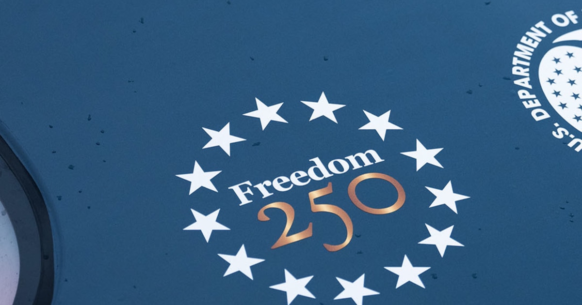 Amtrak Unveils Freedom 250 Train - Beritaja