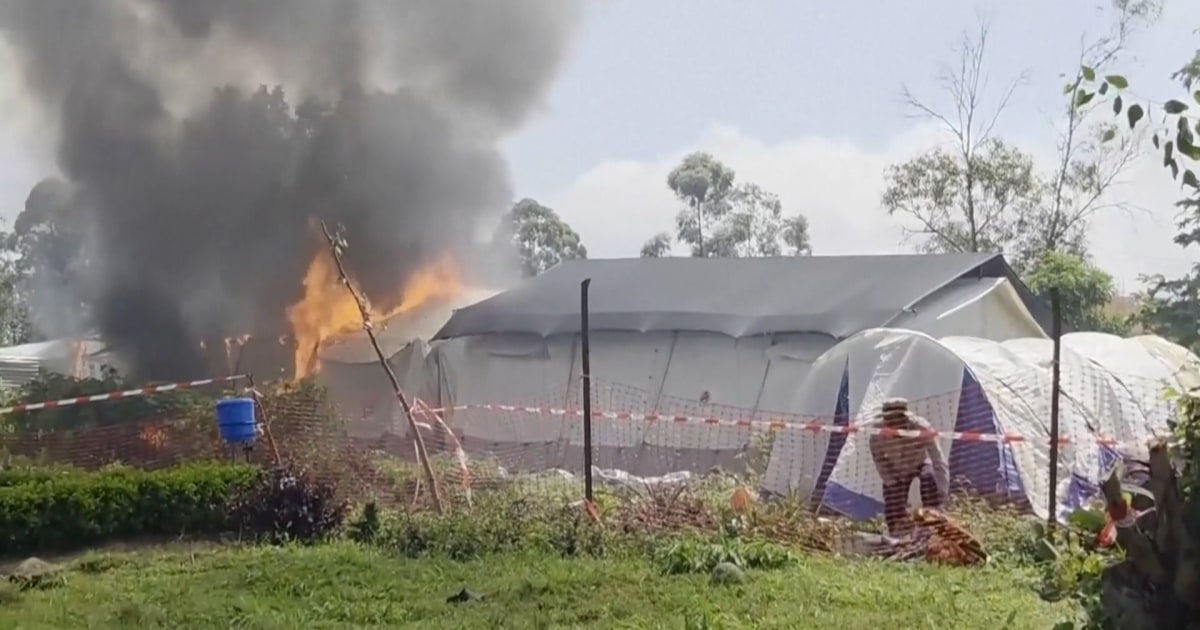 Ebola treatment center set alight in Congo