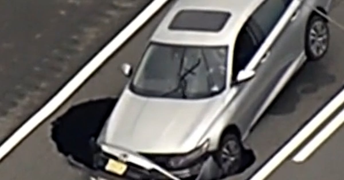 Sinkhole nearly swallows car on Long Island Expressway