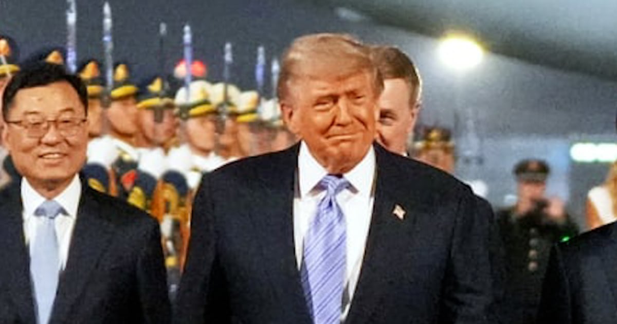 Trump Arrives In China For Xi Summit - Beritaja