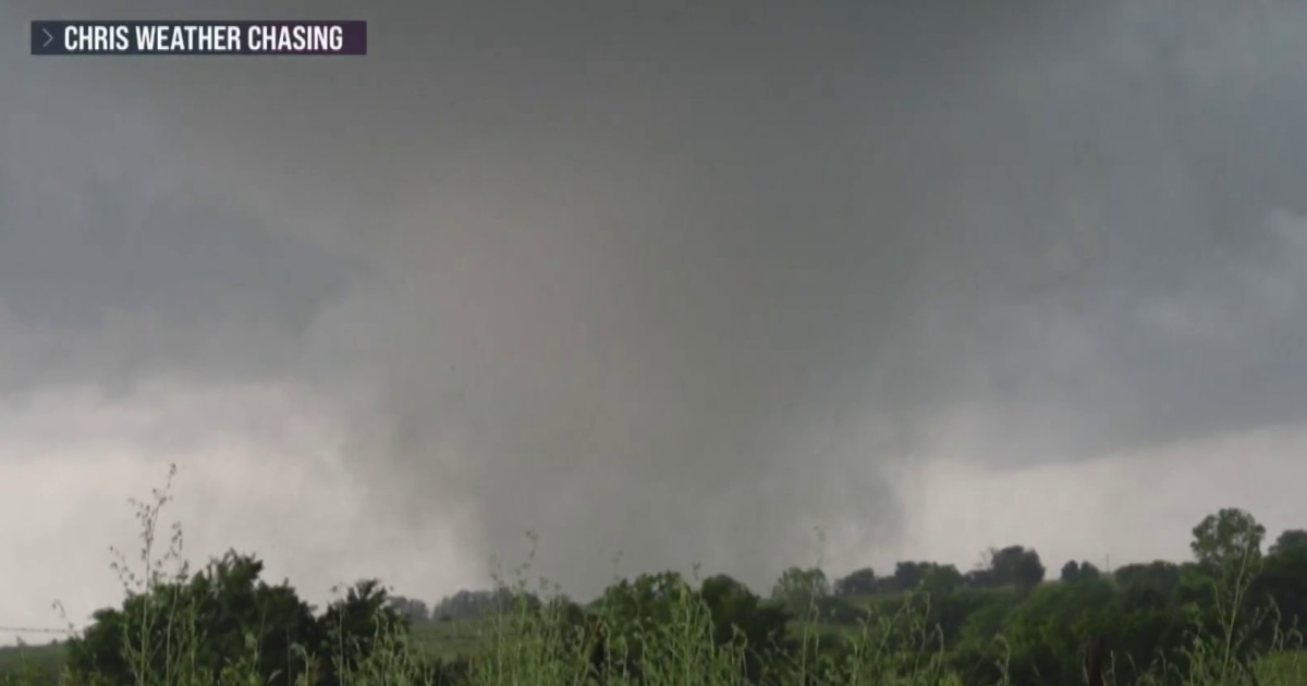 Severe weather pummels several states across Midwest