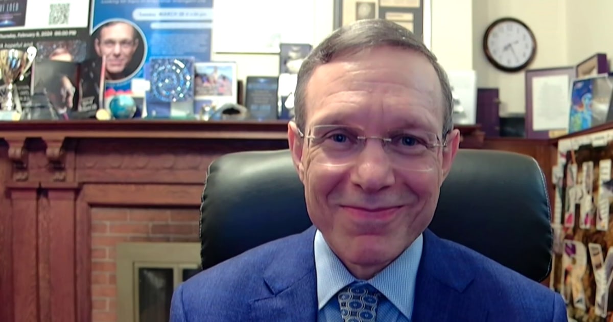 Harvard professor Avi Loeb on heading the new council studying UFOs