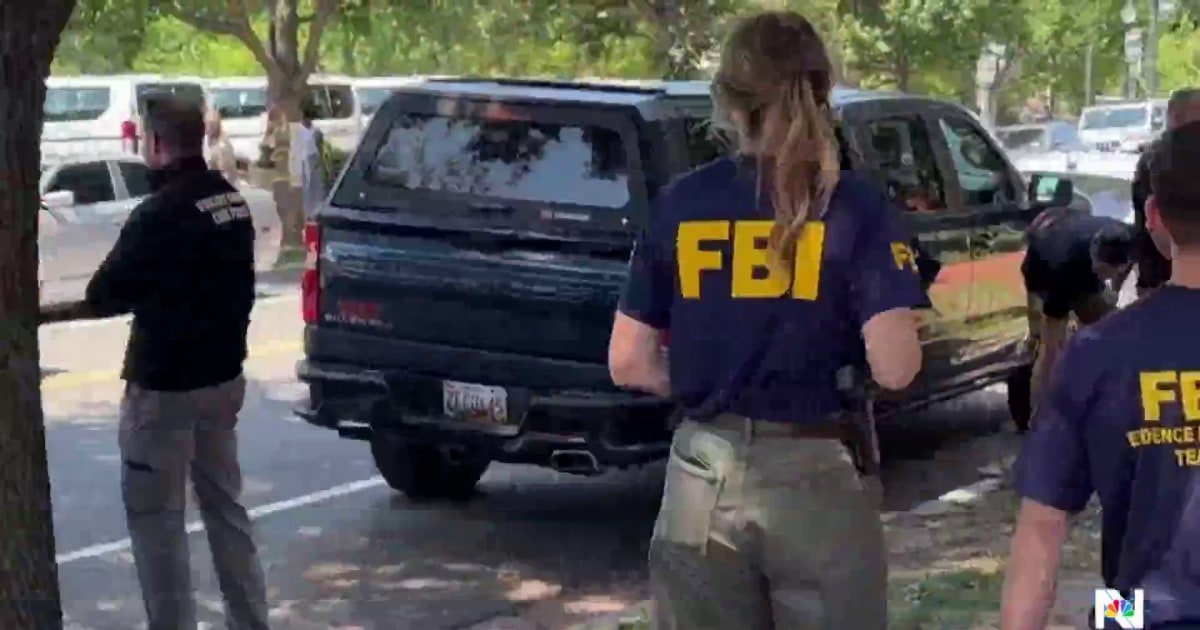 FBI agents search Sen. Graham’s DC home