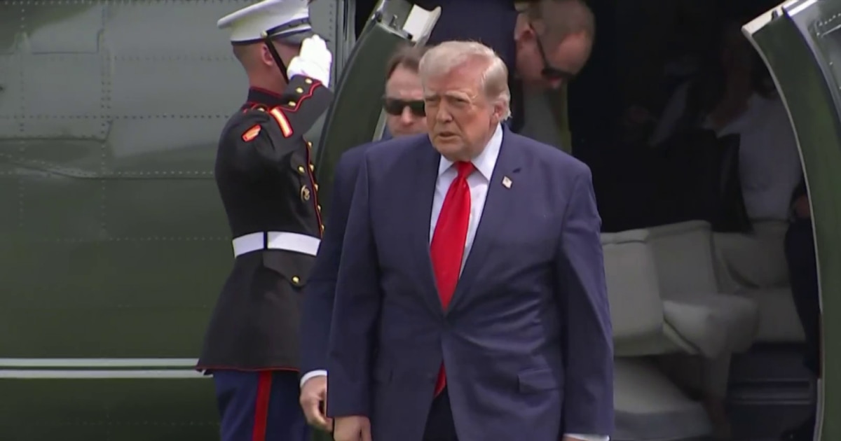 Trump reverses DHS order for ICE officers Trump reverses DHS order for ICE officers