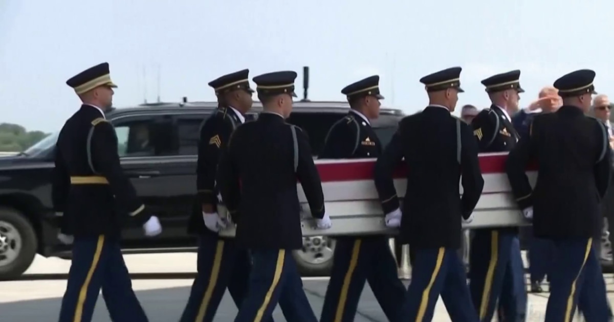 Trump attends dignified transfer of U.S. troops