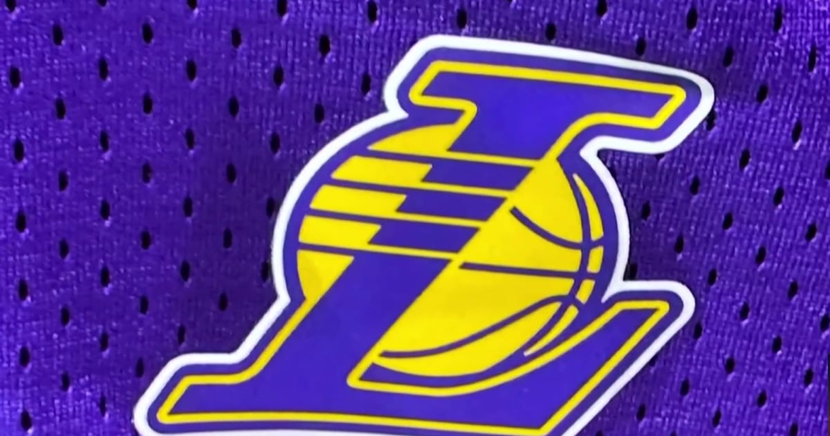Lakers to be sold to Bob Iger and Josh Kushner for $12 billion