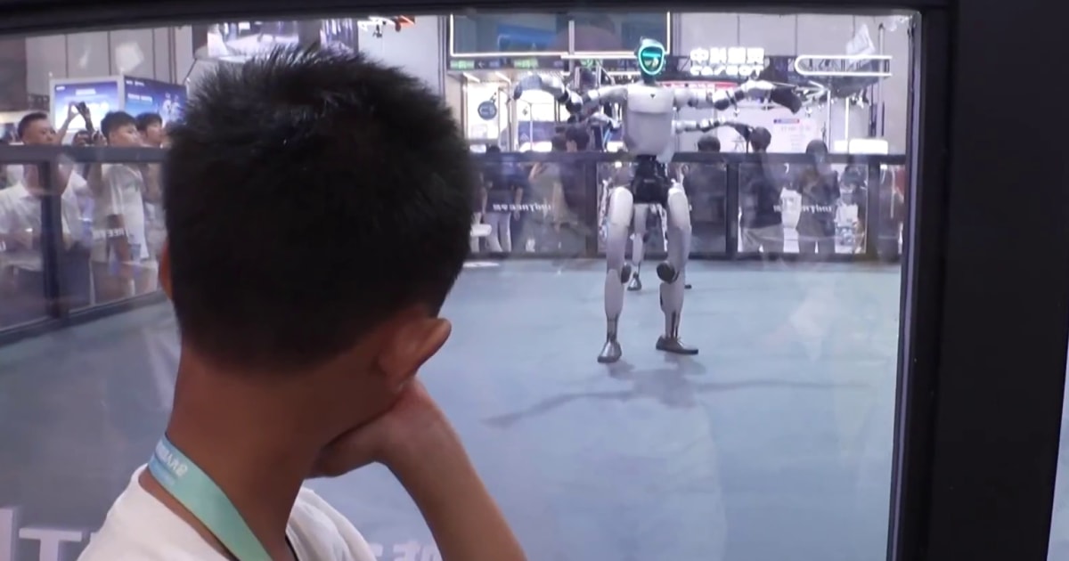 Robots in China gear up for 2nd annual World Humanoid Games