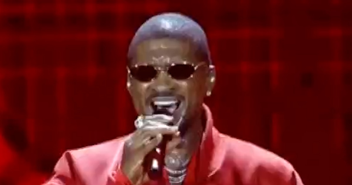 Usher addresses fans' 'clone' rumors during tour