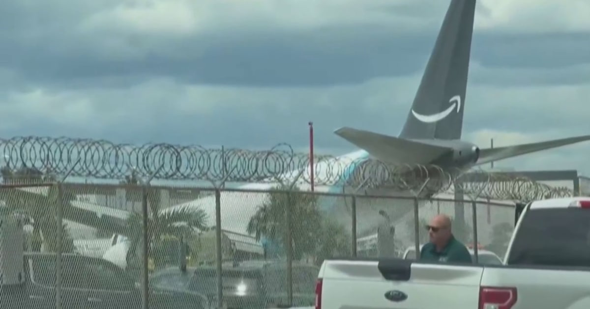 Five dead, five injured after Amazon cargo plane overruns runway at Miami airport Five dead, five injured after Amazon cargo plane overruns runway at Miami airport