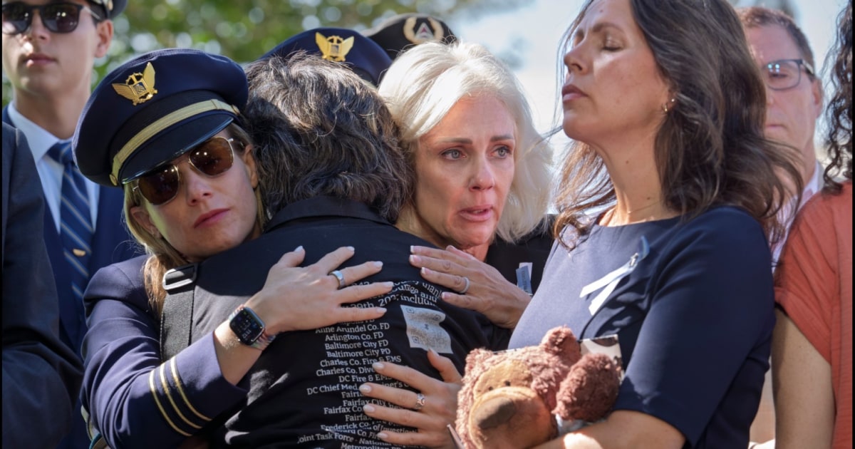 Third victim identified as Los Angeles reels from deadly news helicopter crash Third victim identified as Los Angeles reels from deadly news helicopter crash