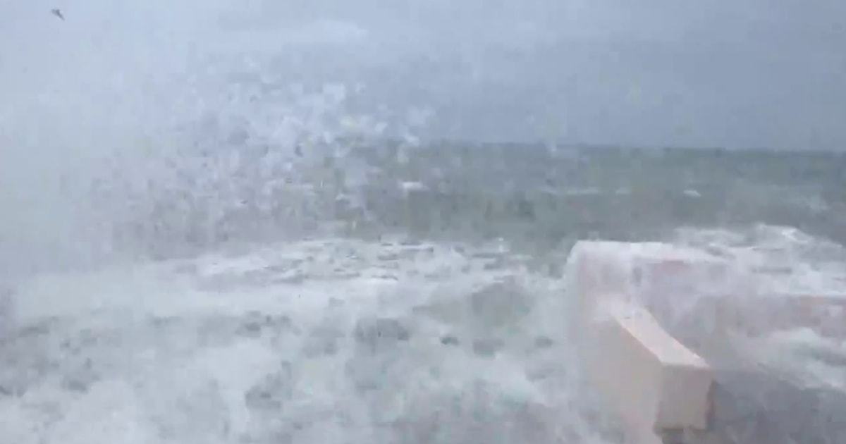 Coverage image for: Powerful storm brings major flooding and power outages across Northeast