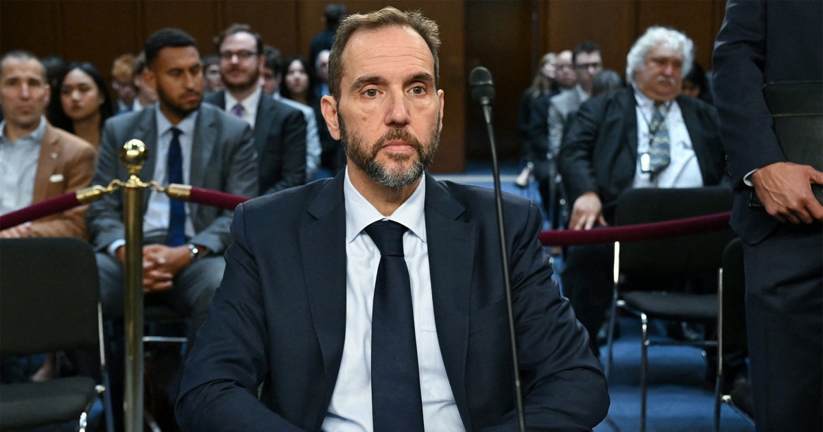 Jack Smith testifies at Senate hearing, defending decision to charge Trump Jack Smith testifies at Senate hearing, defending decision to charge Trump