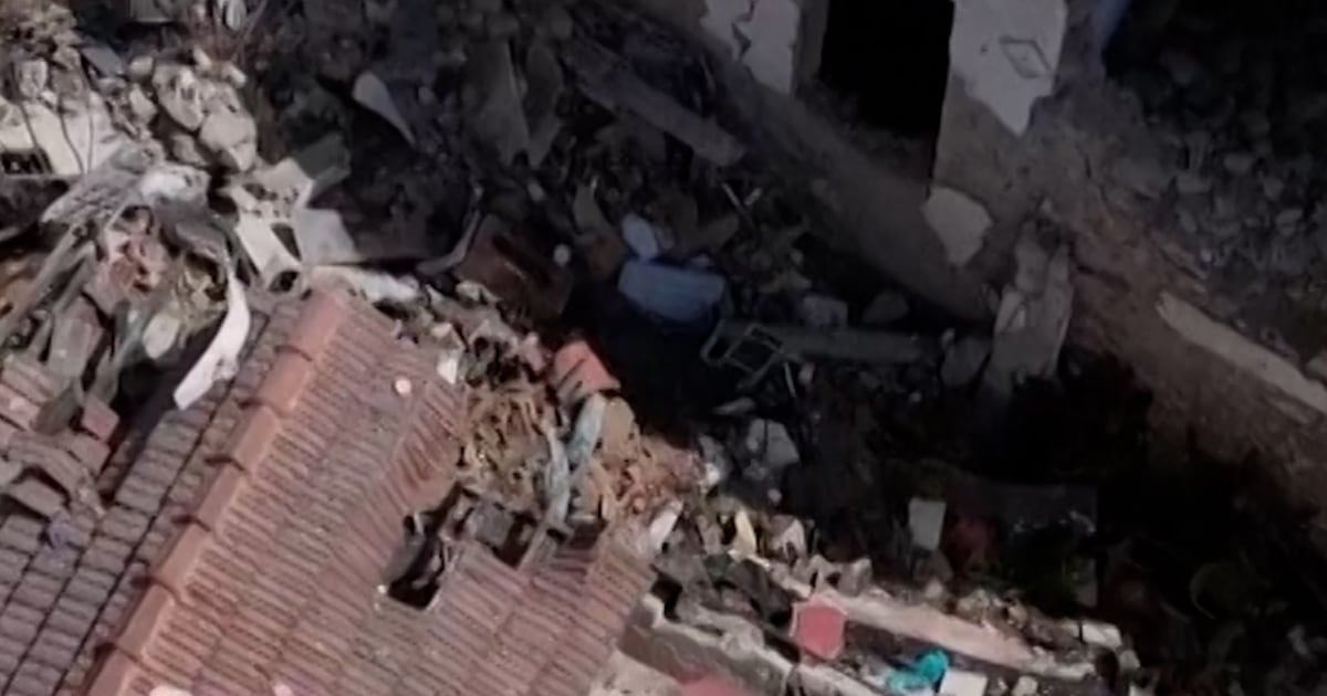 Coverage image for: Athens building explosion leaves six dead
