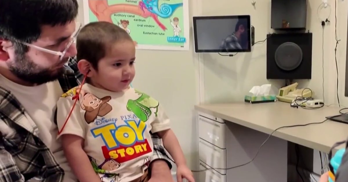 Una nuova terapia genica sta dando ad alcuni bambini nati sordi la capacità di sentire