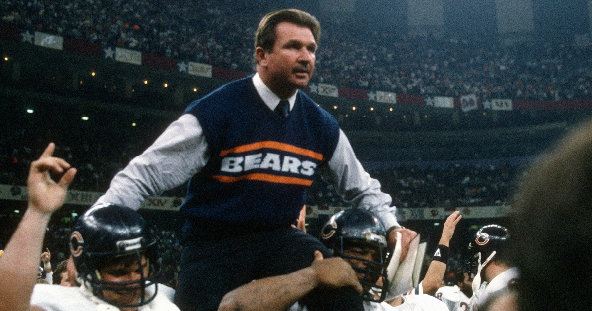 Mike Ditka, Hall of Fame player and former Bears coach, dies at 86