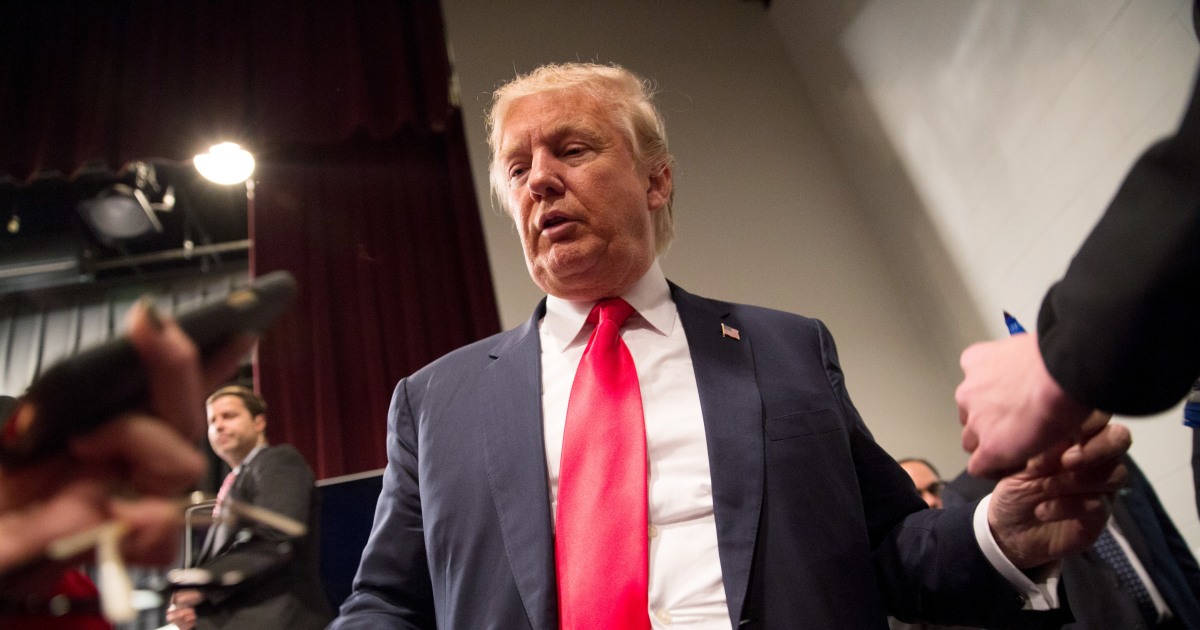 Donald Trump says he would bring back waterboarding