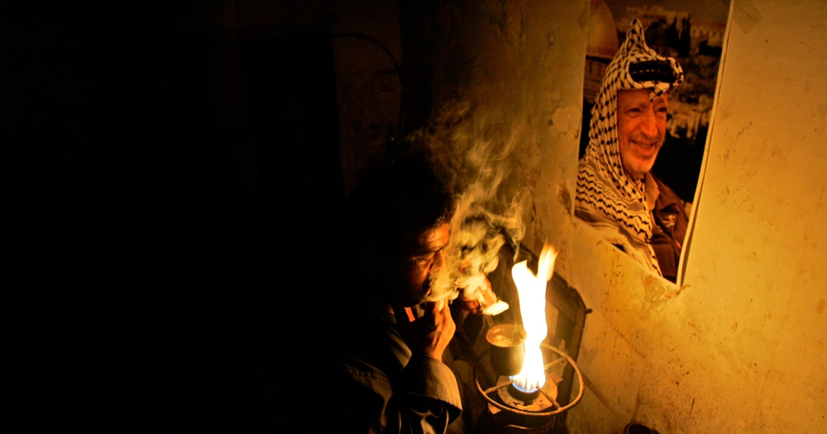 pouches of chewing tobacco Nicotine Pouch vs. Chewing Tobacco