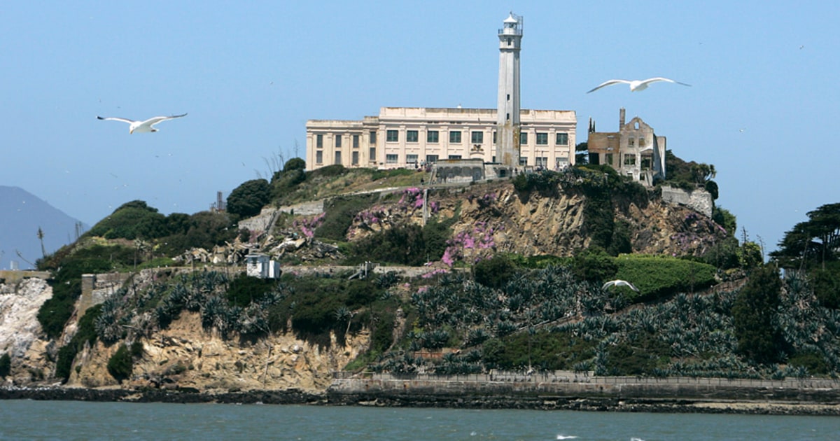 The Men Who Haunt Alcatraz - HubPages