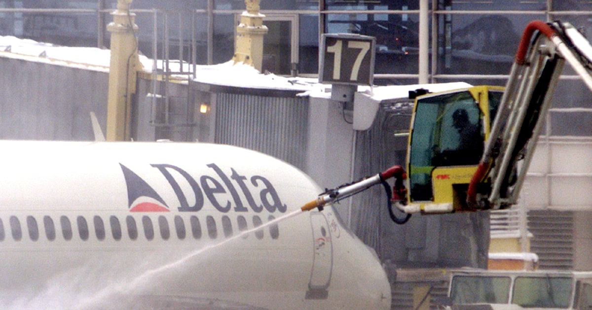 Delta, JetBlue in East Coast dogfight