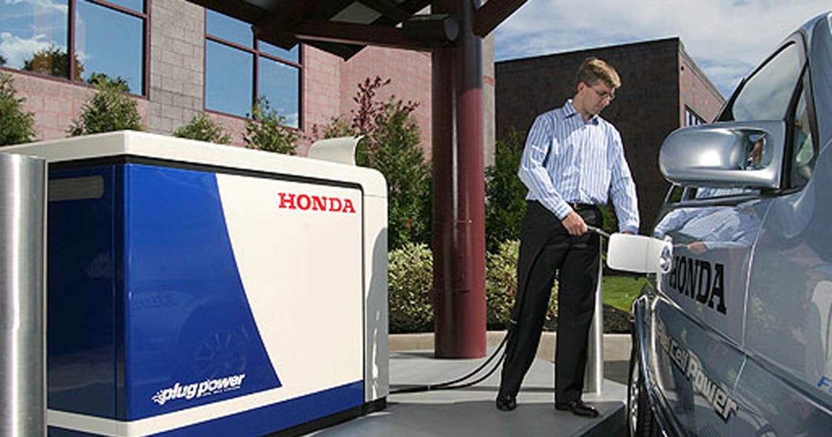 Fill er up at home and with hydrogen