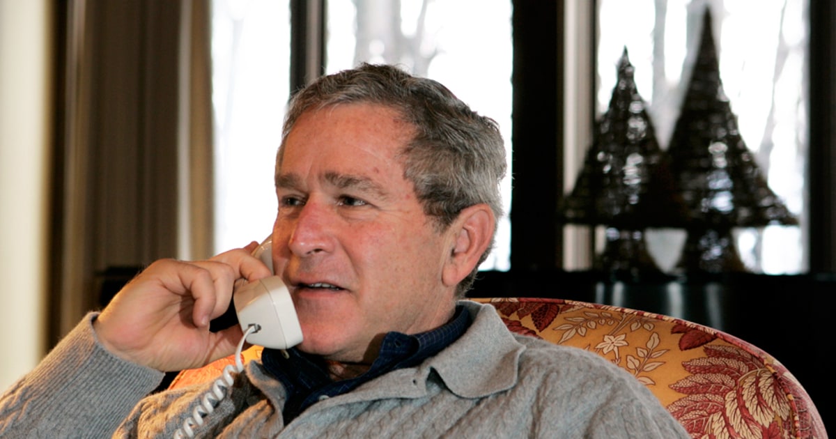 Bush calls service members to thank them