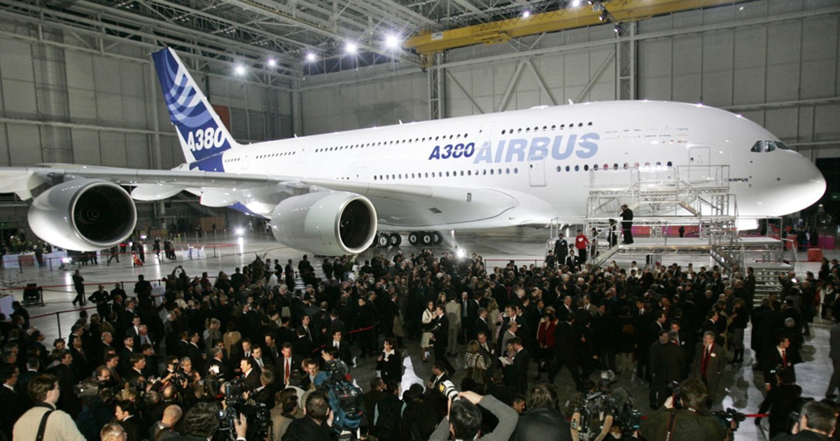 Virgin eyes gyms, casino, double beds on A380