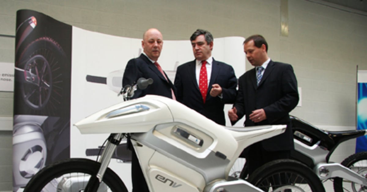 6,000 fuel cell motorcycle planned by 2006