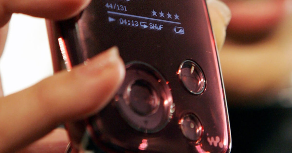 Sony to offer advanced Walkmans to tackle iPod Sony to offer advanced Walkmans to tackle iPod