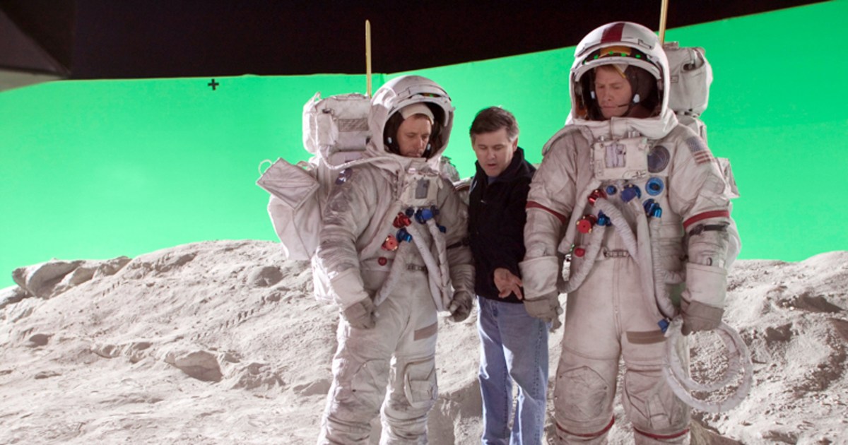 Filmmakers return to the moon  virtually