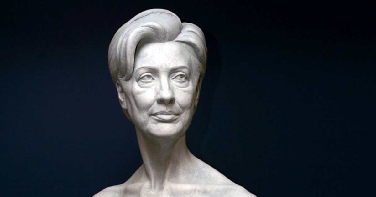 Sen. Clinton busts out at Museum of Sex Sen. Clinton busts out at Museum of Sex