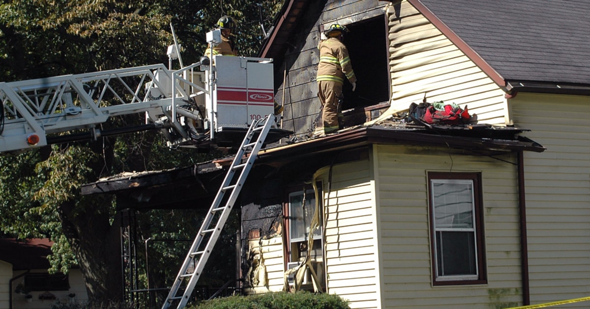 Indiana house fire kills 4 people