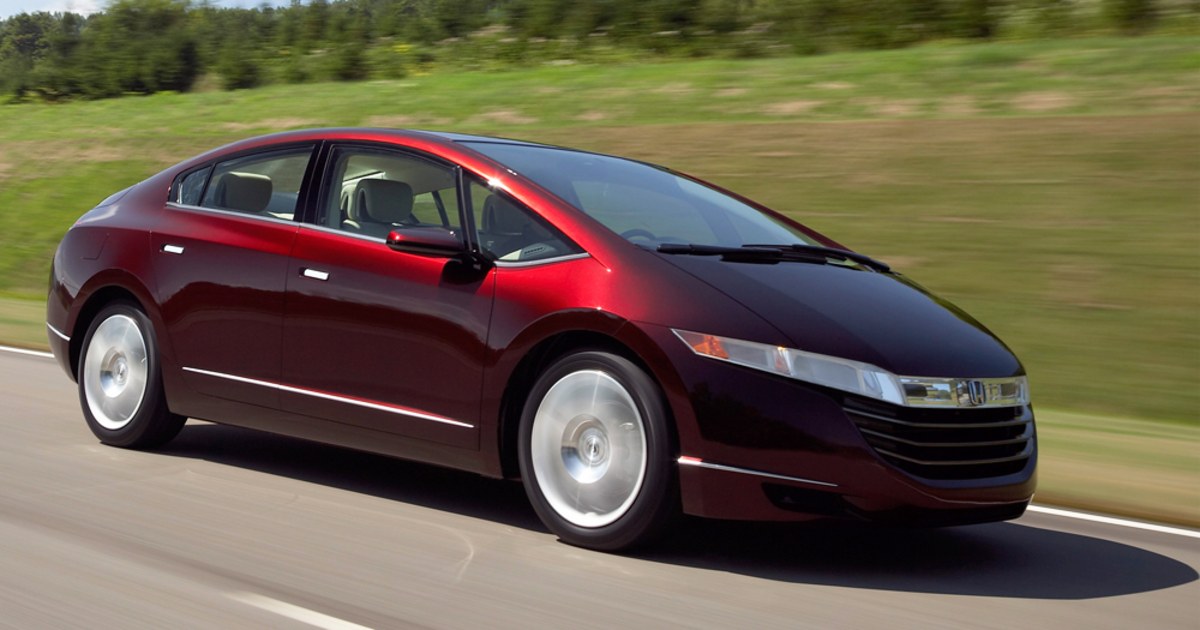 Honda FCX Clarity на водородном двигателе