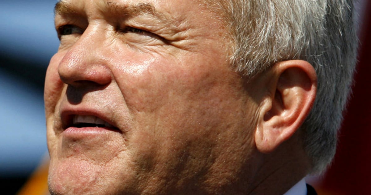 P. Foley Foley escapes reprimand in House probe