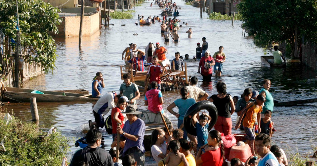 Flooding could force 90,000 to evacuate