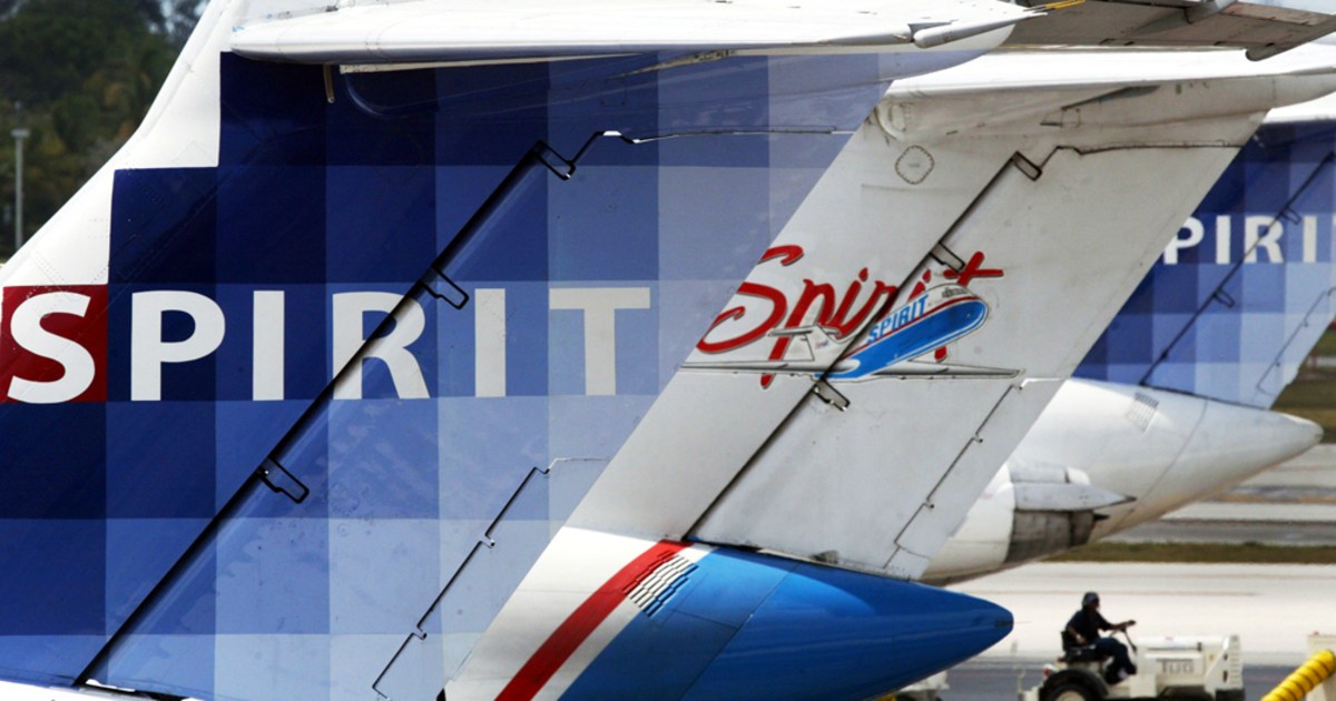 Spirit Airlines to charge for all checked baggage