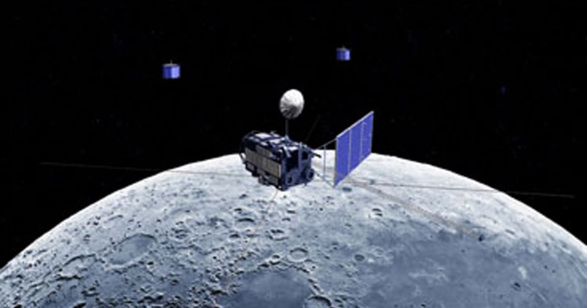 070721_moon_hmed_7p.jpg