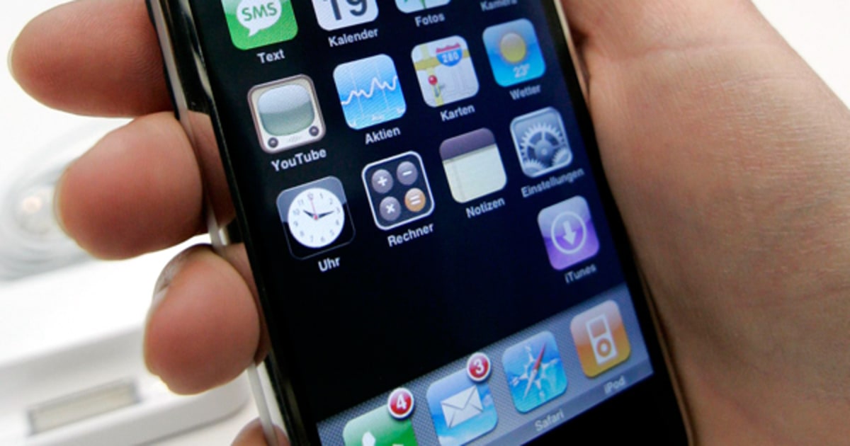 Apple warns that hacking iPhone may harm it
