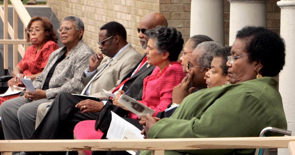 Little Rock Nine marks integration anniversary