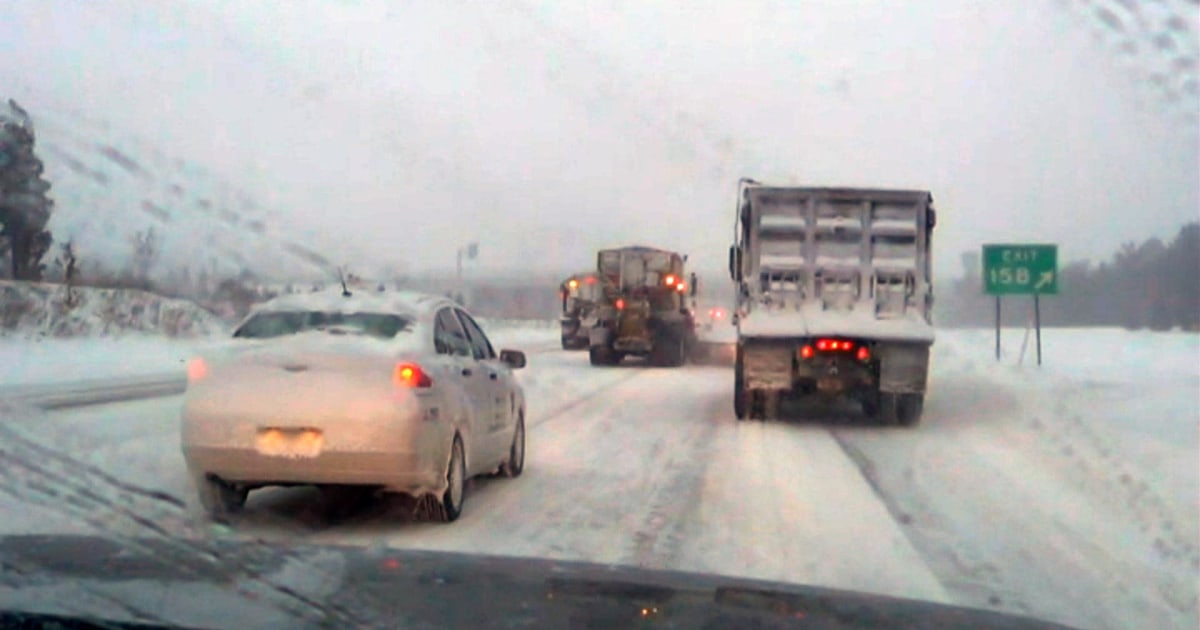 Time Lapse Shows Snowy Commute in Massachusetts