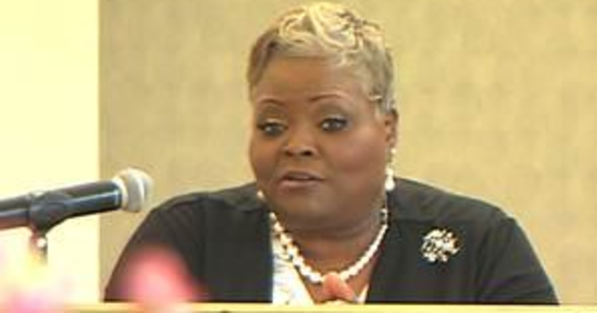 Mayor Rises From Poverty to Transform Her Town