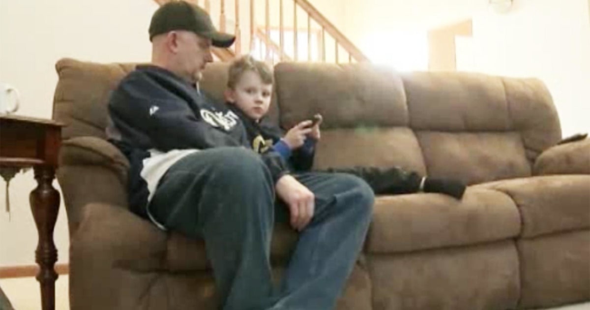 5 Year Old Calls 911 To Save Dad Boy's 911 Call Saves Dad