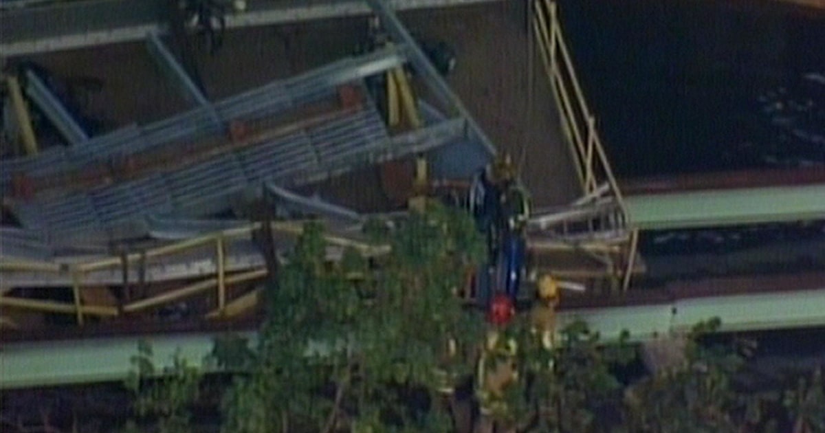 Dangling Workers Rescued After Scaffolding Collapse Dangling Workers Rescued After Scaffolding Collapse
