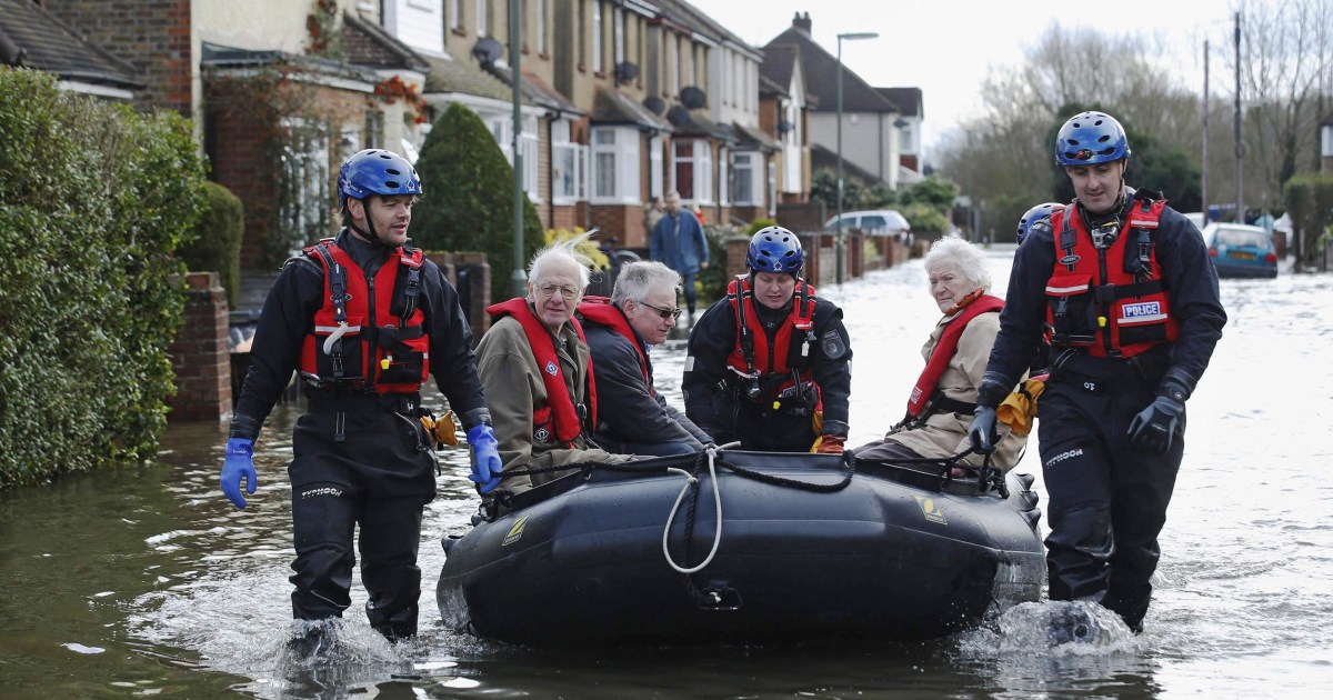 Uk Floods Hundreds More Rescued As Storm Worsens Wet Winter 8424