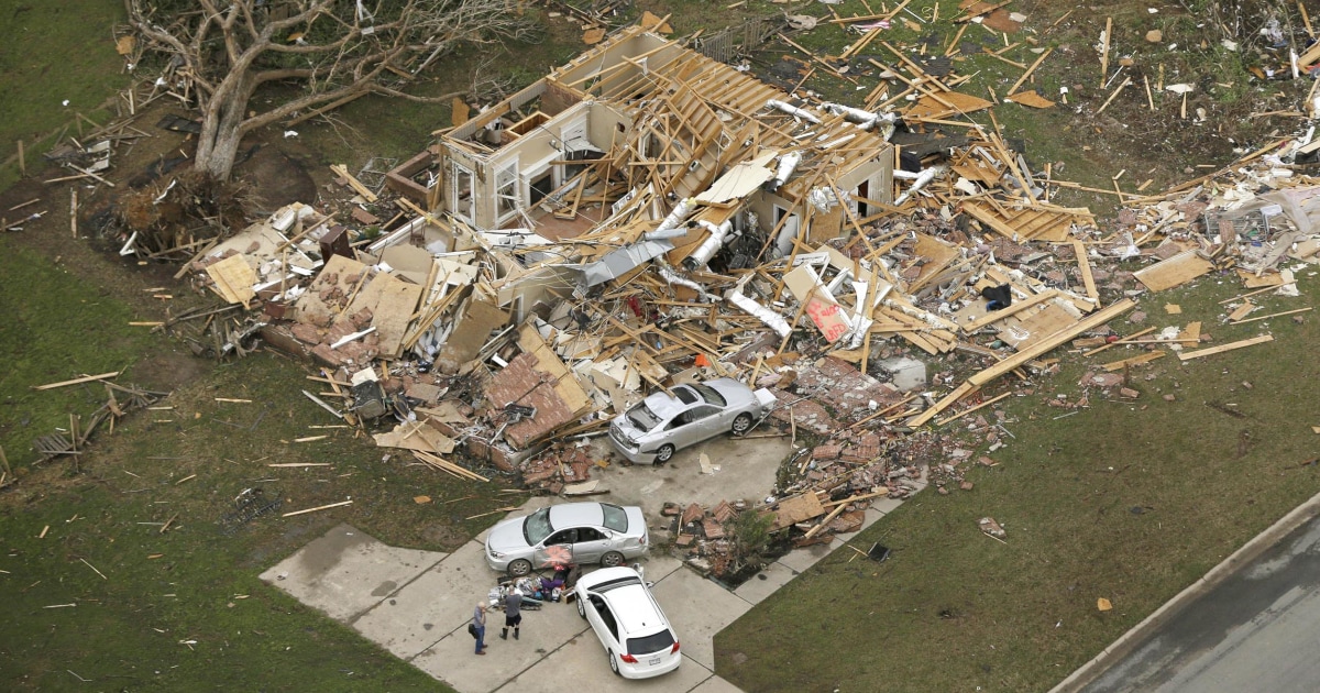 Tornadoes Rip Through Plains