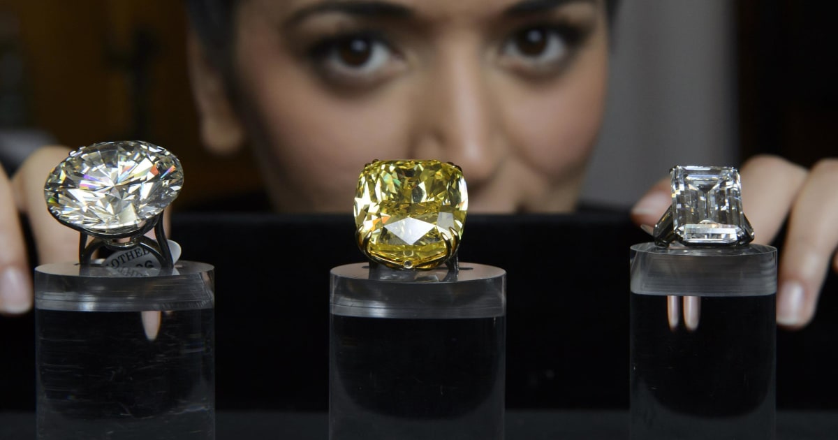 Sothebys Jewelry Auction Hauls Record 1415 Million 