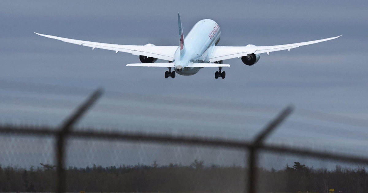 Boeing 787 Dreamliner Wins FAA Approval for Longer Flights